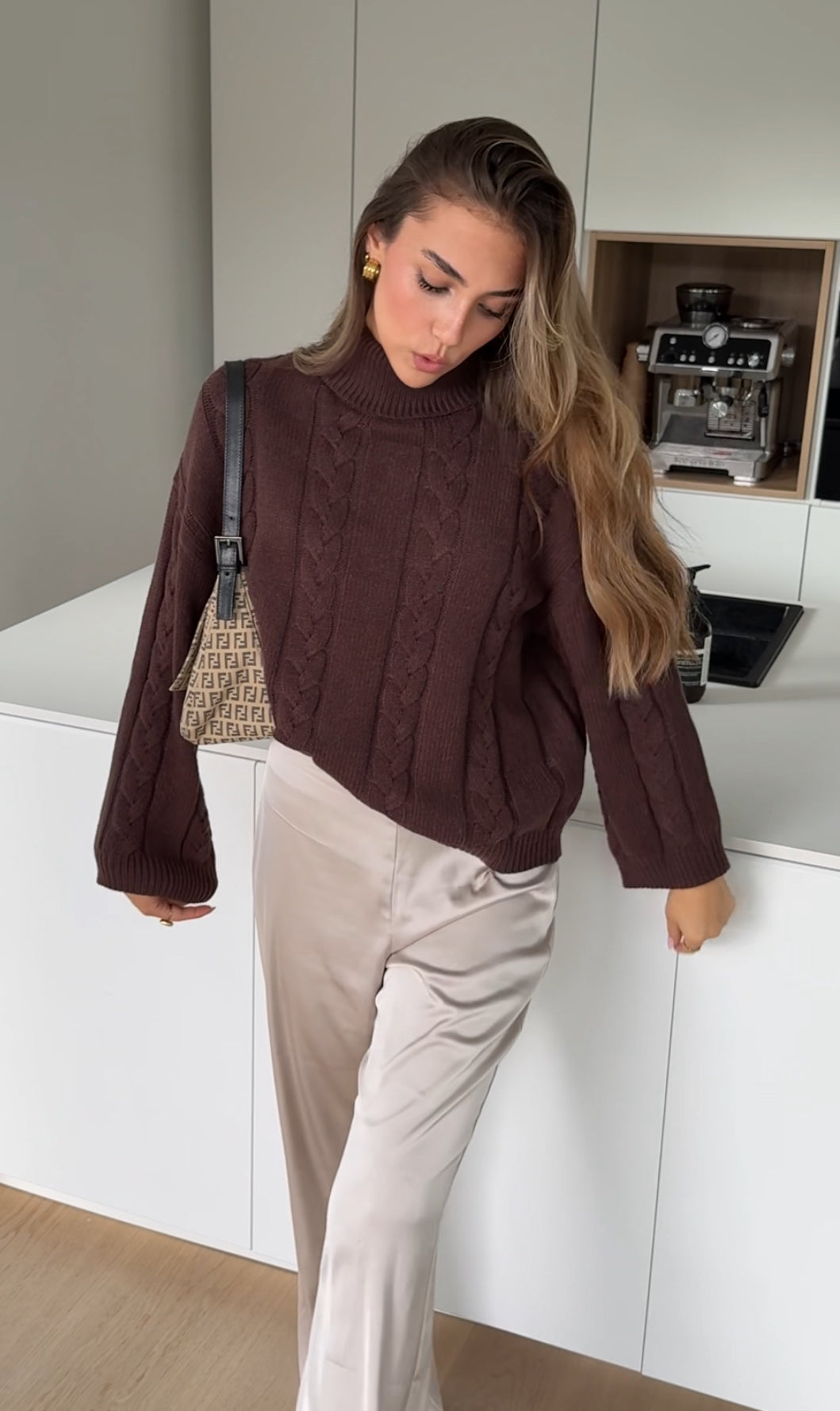 CABLE KNIT PULLOVER CHOCOLATE