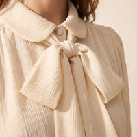 Marlene Schleife Detail