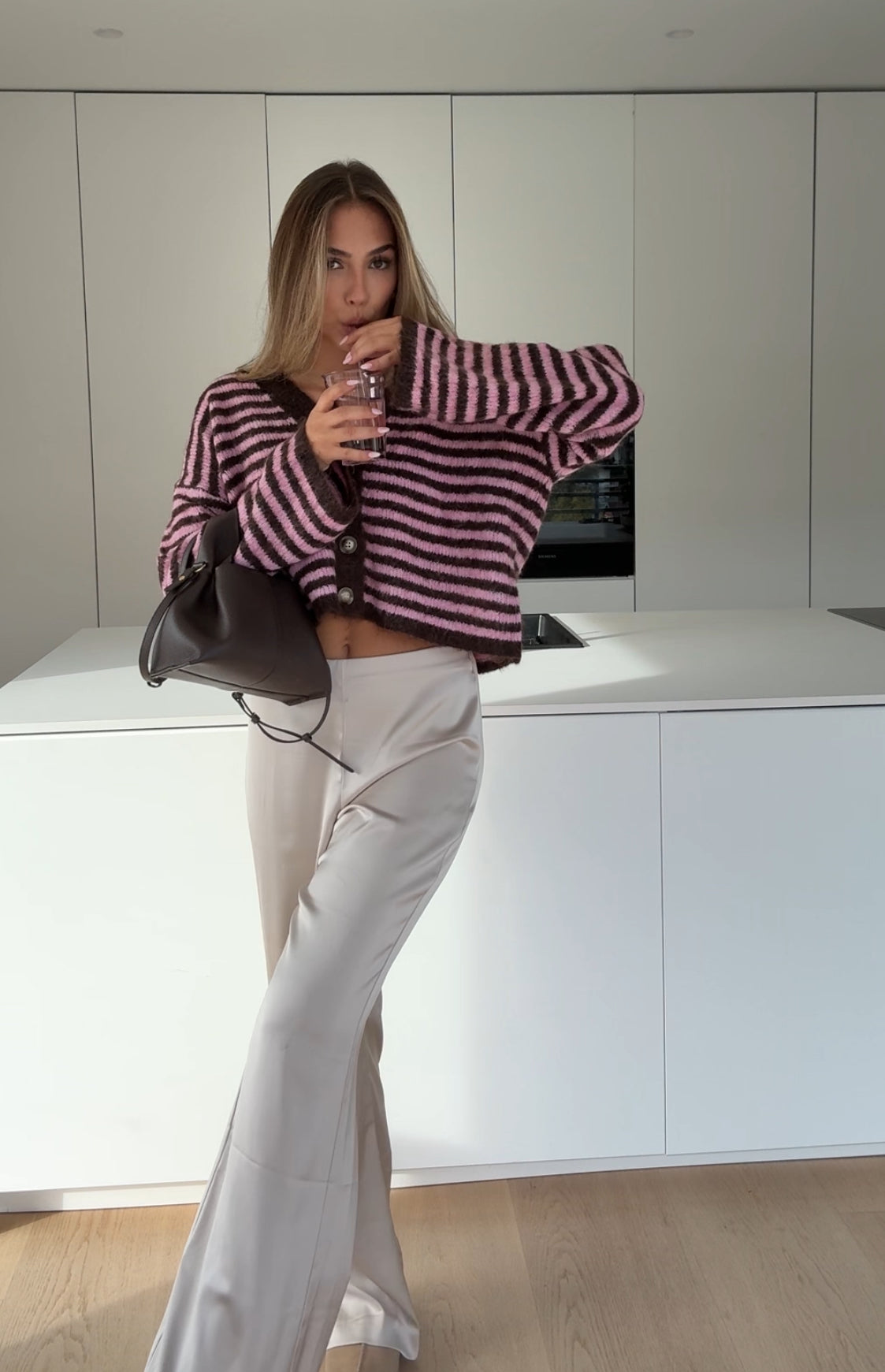 STRIPED V-NECK CARDIGAN WINTER BERRY