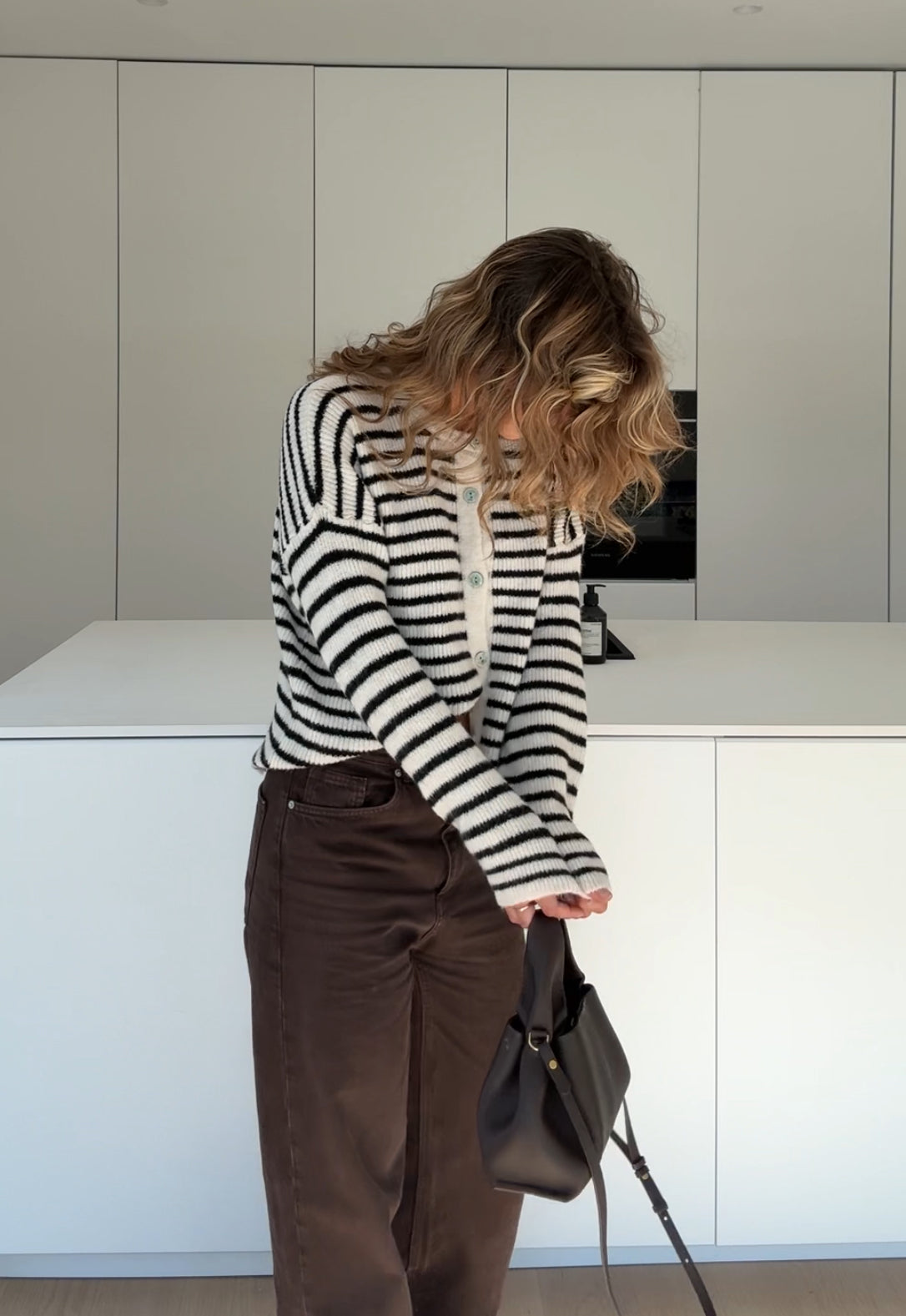 STRIPED CARDIGAN VANILLA BLACK