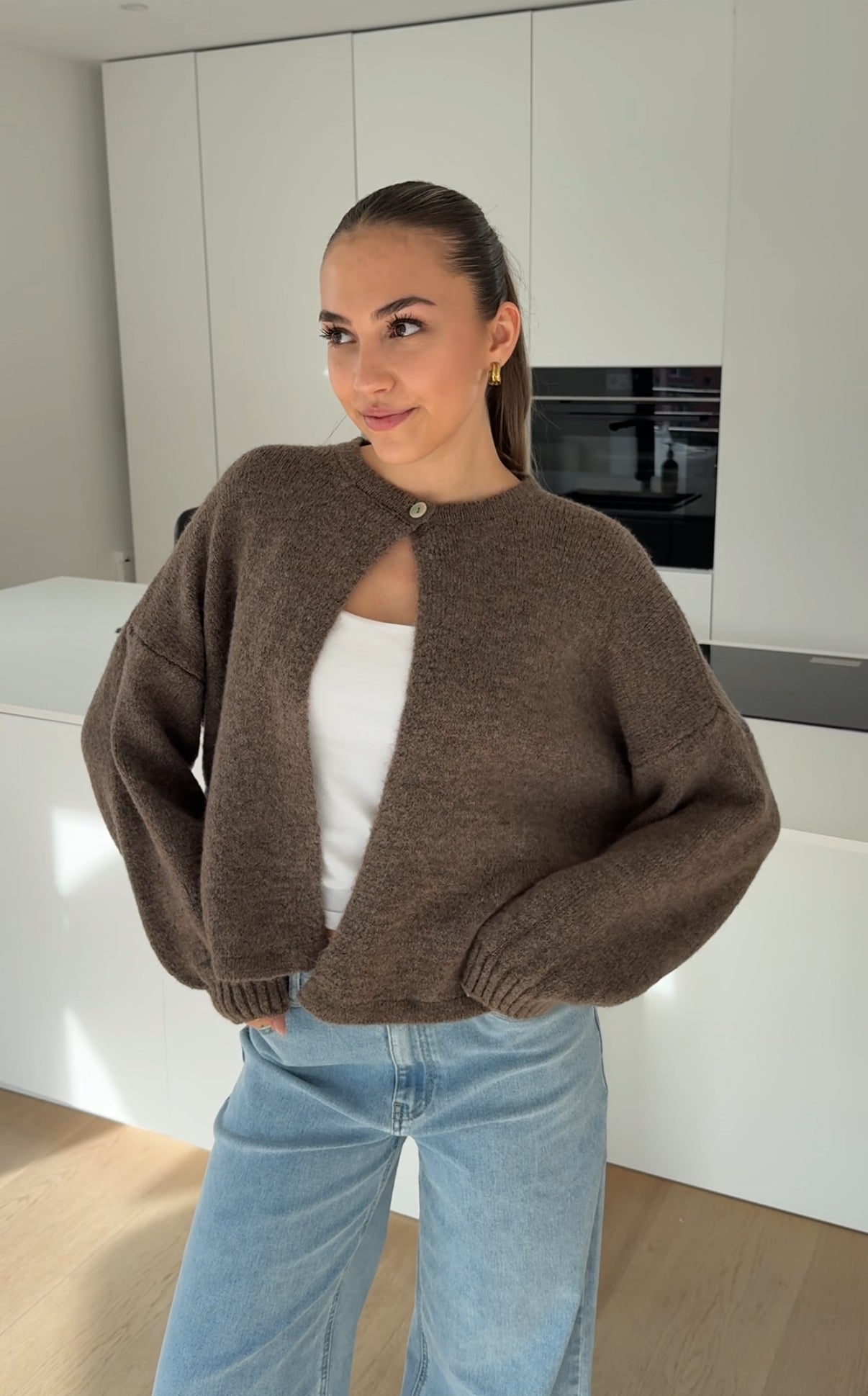 BUTTON CARDIGAN TAUPE