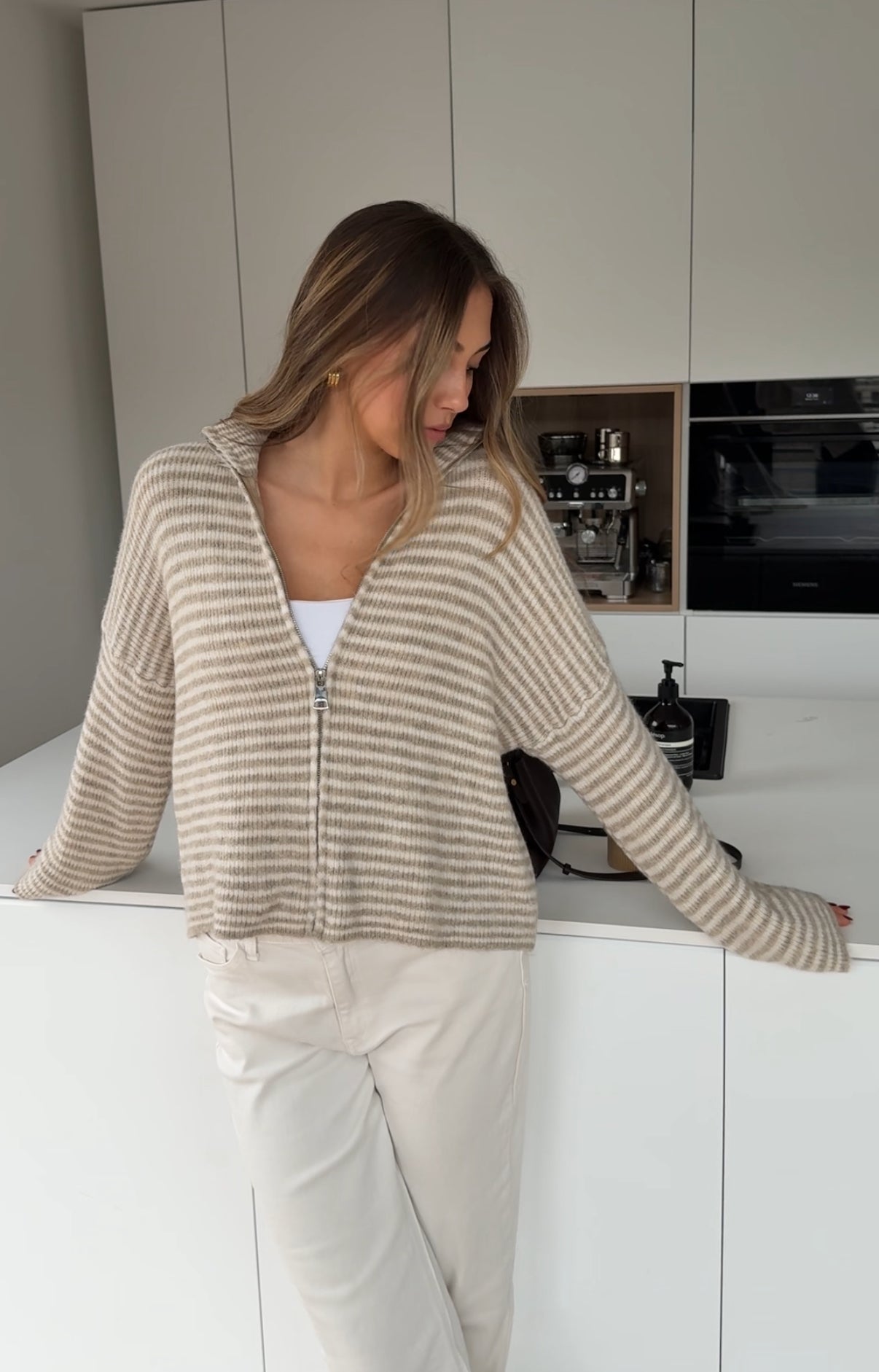 STRIPED ZIP KNIT CARDIGAN CREAM