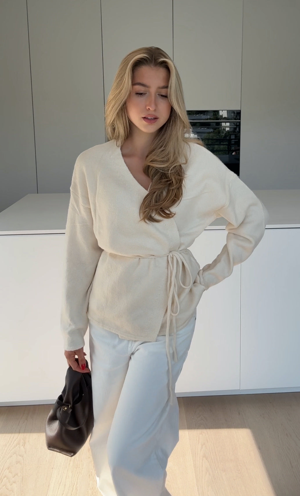 SOFT KNOT CARDIGAN VANILLA