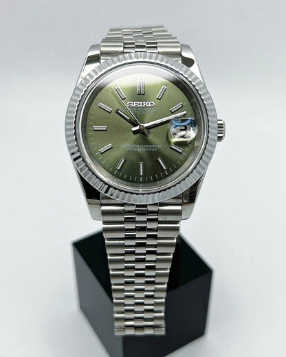 VESTJUST OLIVE GREEN DIAL