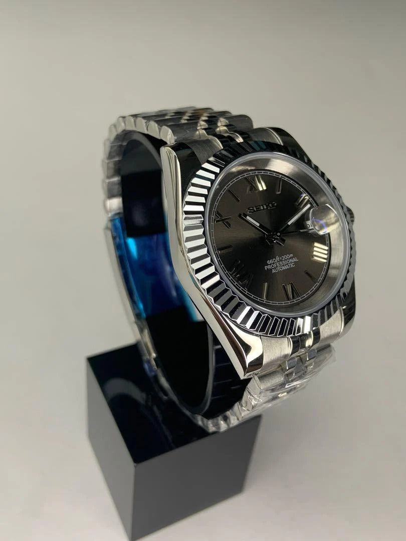 VESTJUST GREY ROMAN DIAL