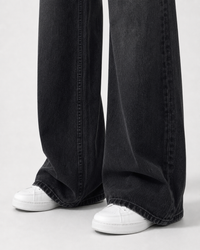 Low Waist Wide Leg – Washed Black